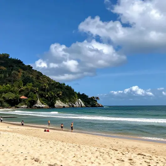Descubra a Praia das Fontes: Um Tesouro Natural em Fortaleza