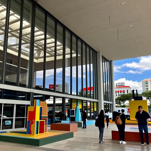 Explorando a Estação das Artes