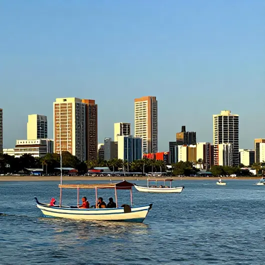 Explorando Fortaleza: O Encanto de Um Passeio de Veleiro