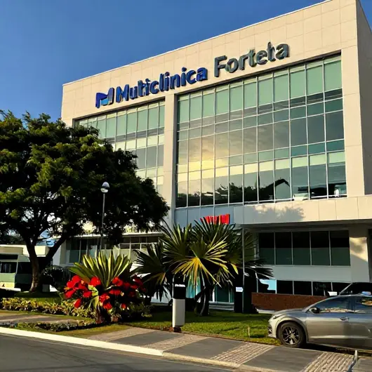 Multiclinica Fortaleza: Cuidados de Saúde em um Só Lugar